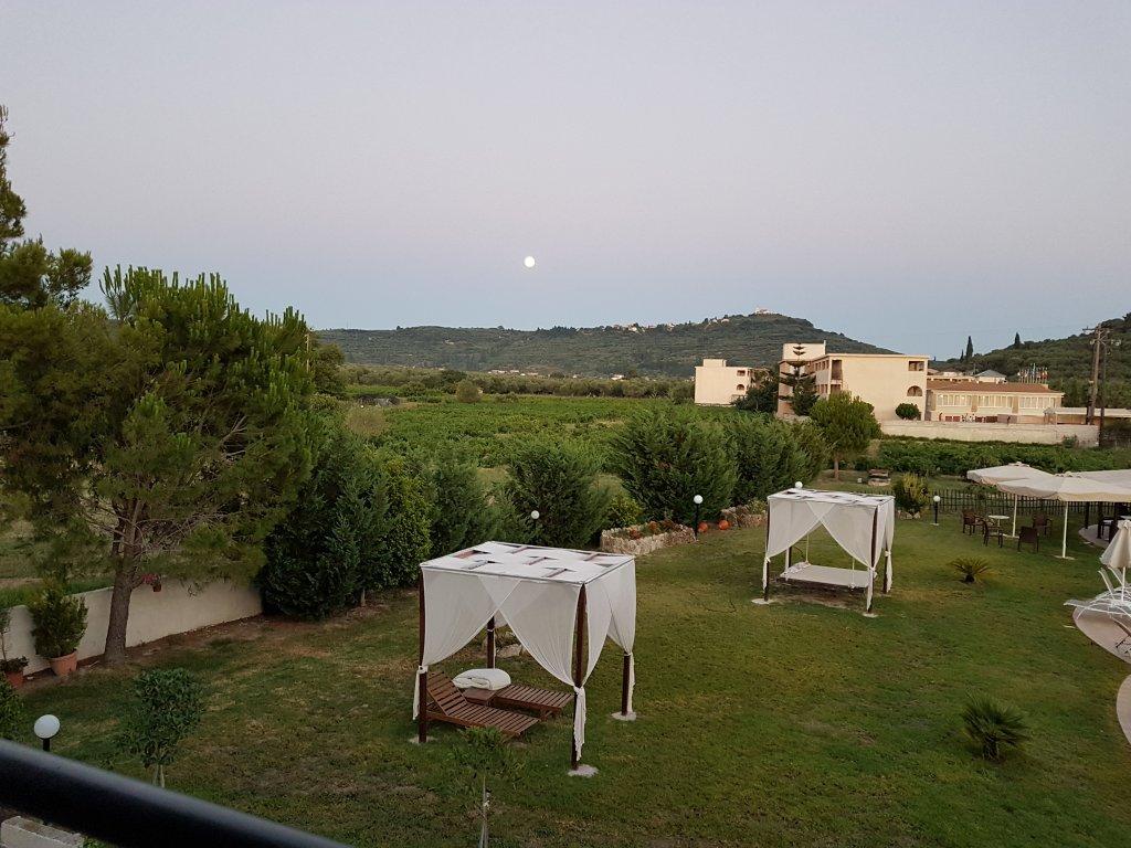 Eleni'S Garden & Castello Suites Alykanas  Ngoại thất bức ảnh