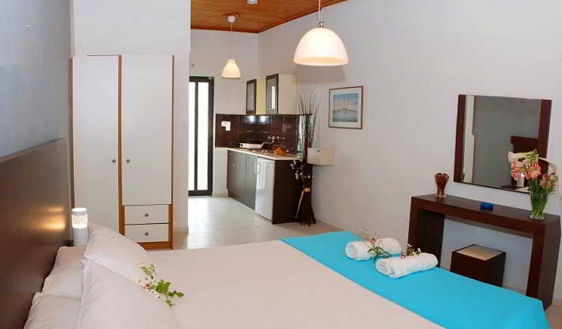 Eleni'S Garden & Castello Suites Alykanas  Ngoại thất bức ảnh