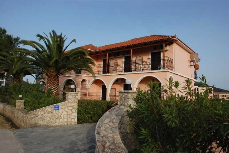 Eleni'S Garden & Castello Suites Alykanas  Ngoại thất bức ảnh